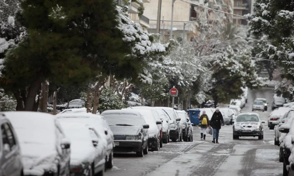 Δείτε εικόνες από τα χιονισμένα βόρεια προάστια